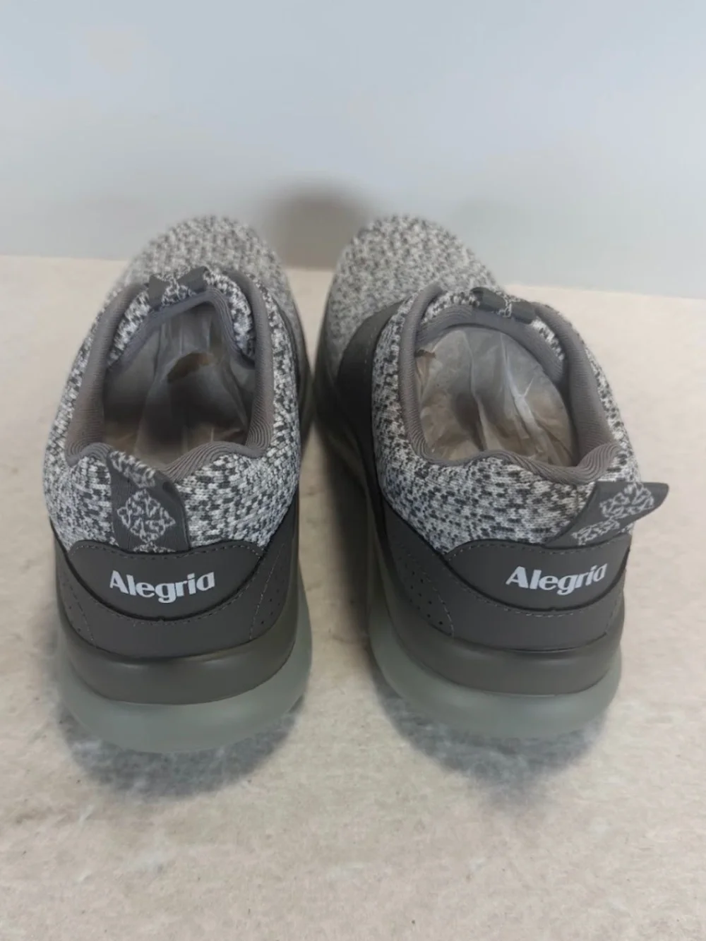 Alegria Women's 40 Gray Knit Slip Resistant Comfort Shoes NWOT EU 40